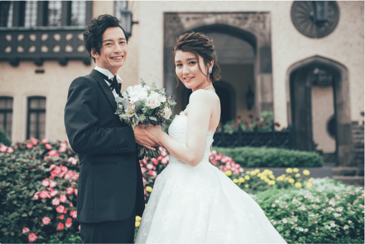 結婚式の新郎新婦