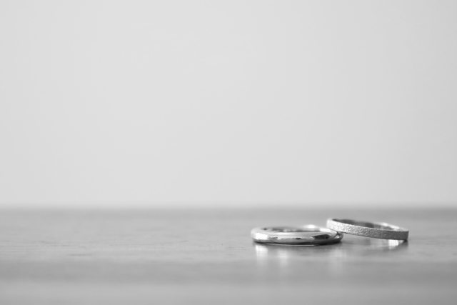 プロポーズに使うペアリングのイメージ